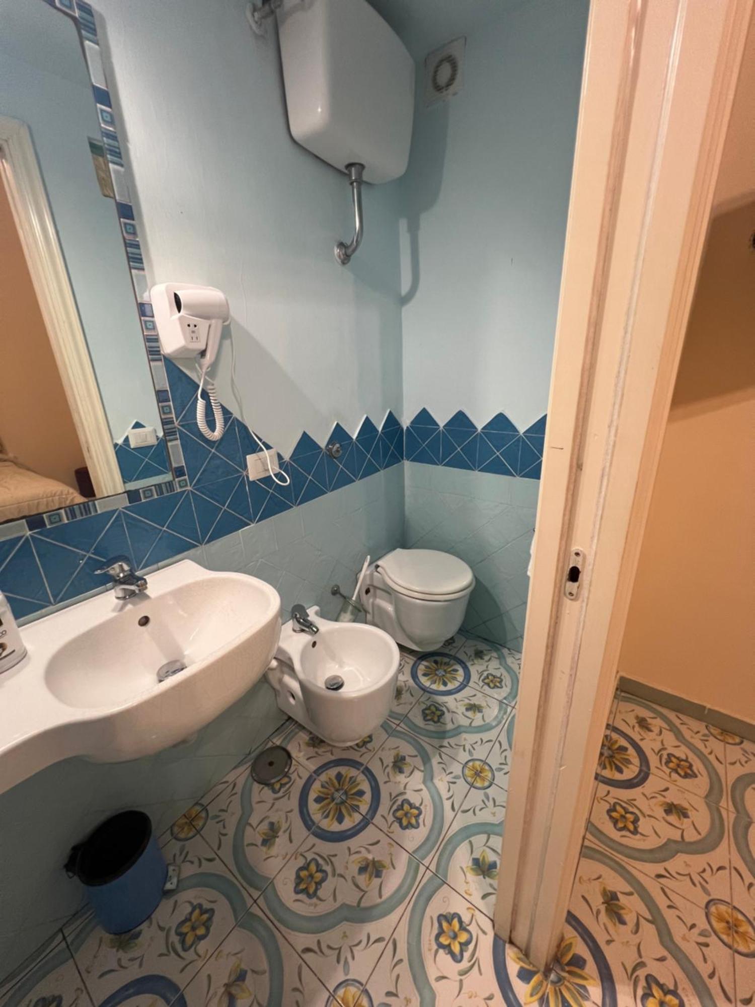 Beb Rosy Bed & Breakfast Naples Exterior photo